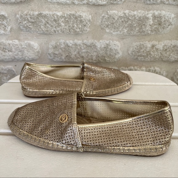 Michael Kors Kendrick espadrilles flats gold leather perforated metallic 8.5 - Picture 9 of 11